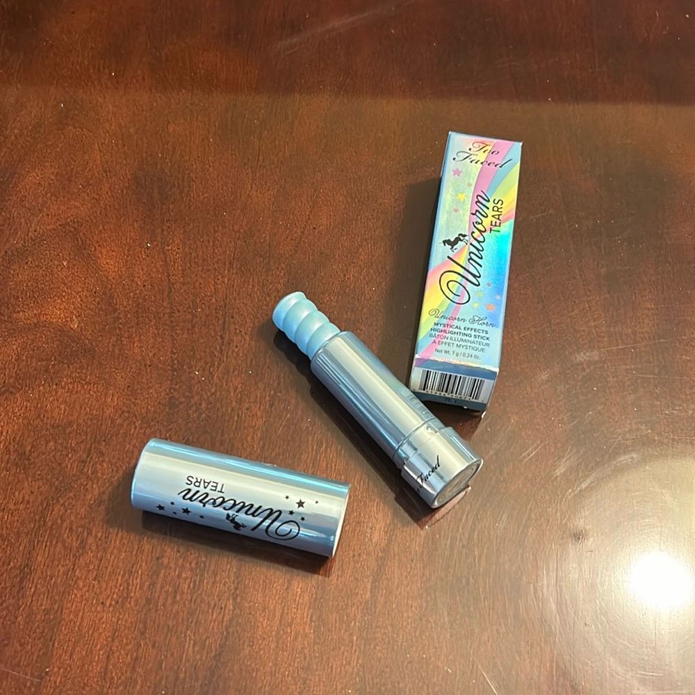 Too Faced Unicorn Tears highlighter